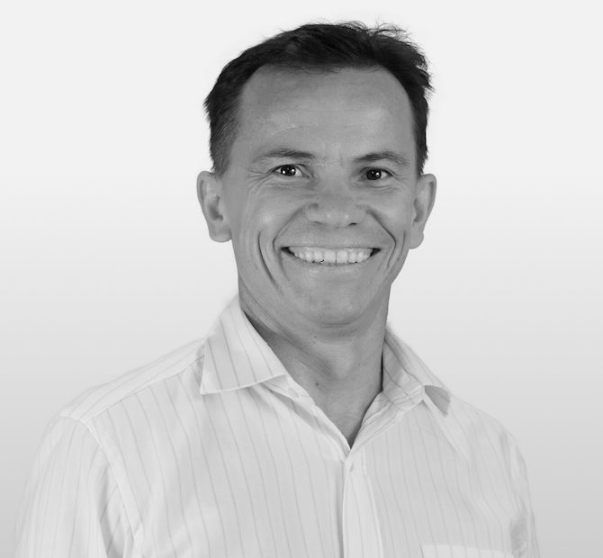 Headshot of Jan Tupy Southern Crossings Australia Travel Designer - luxury travel specialist