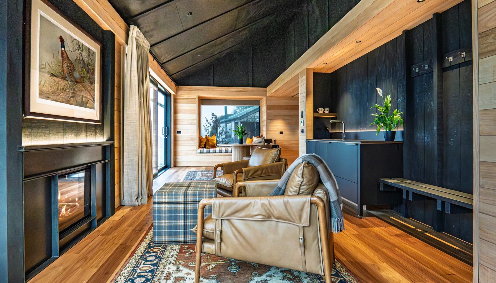 Poronui Luxury fishing lodge New Zealand bedroom