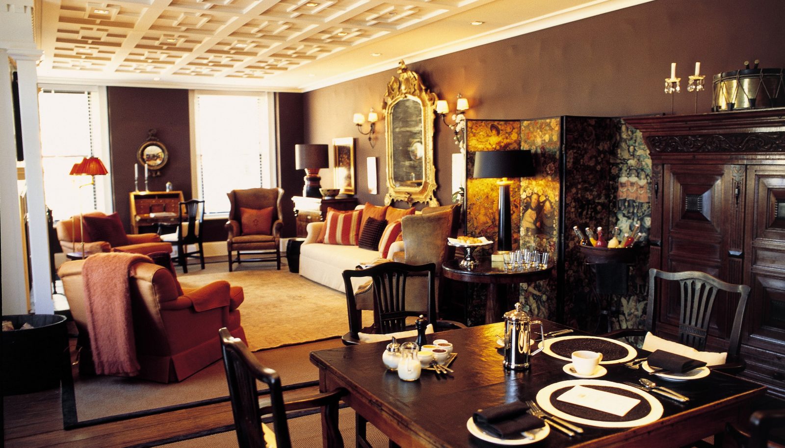 The parlour at Eichardt's Private Hotel