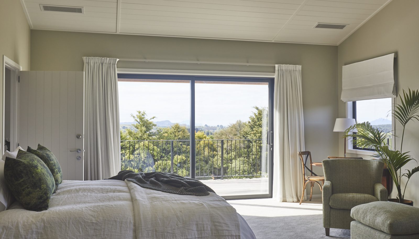 A suite at Te Arai Lodge